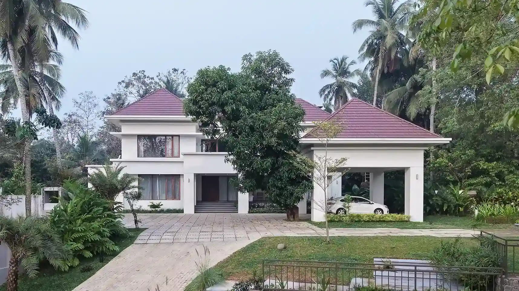 neoclassical home style kerala