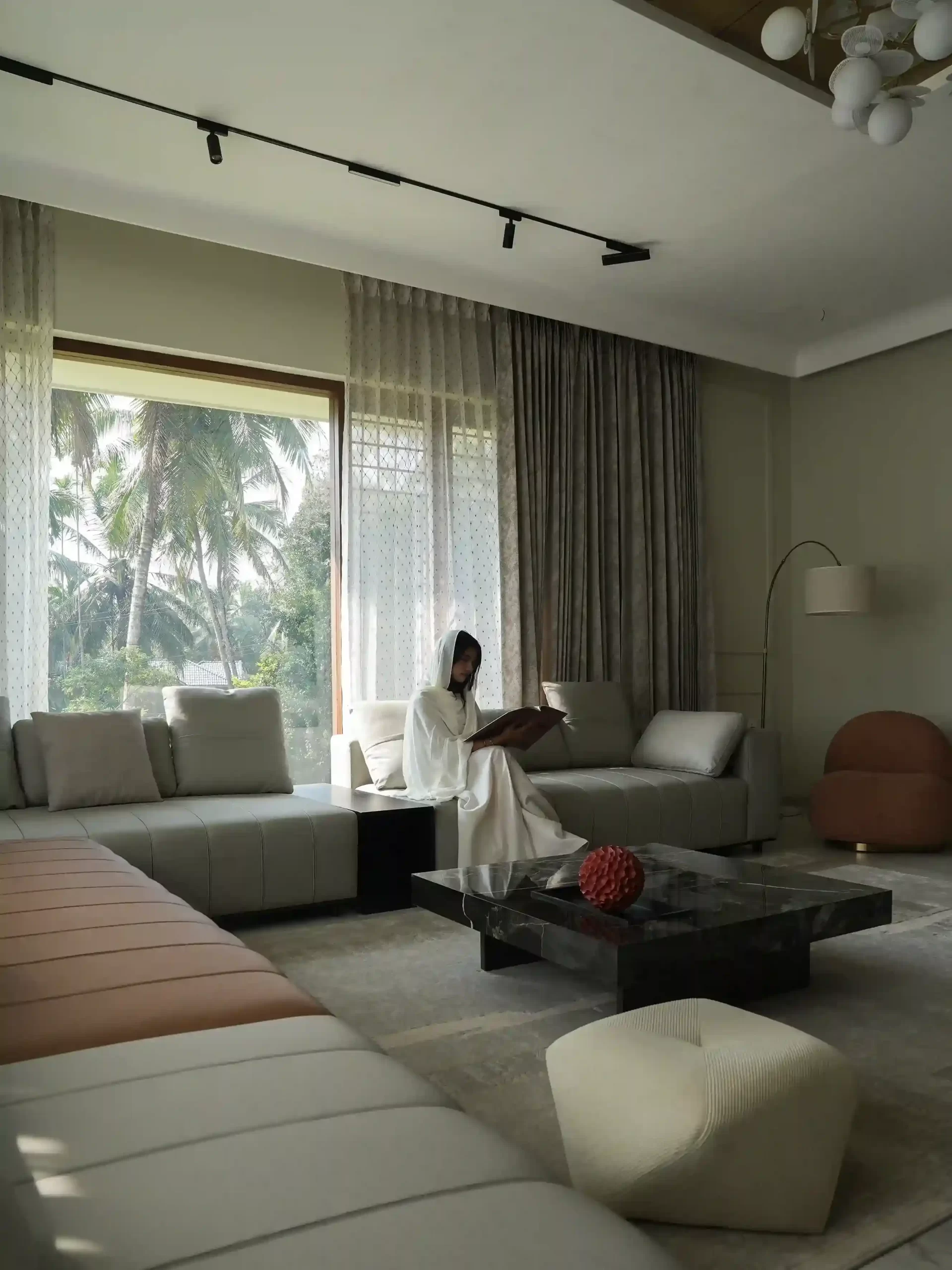 raaha-mansion-neoclassical-living-space