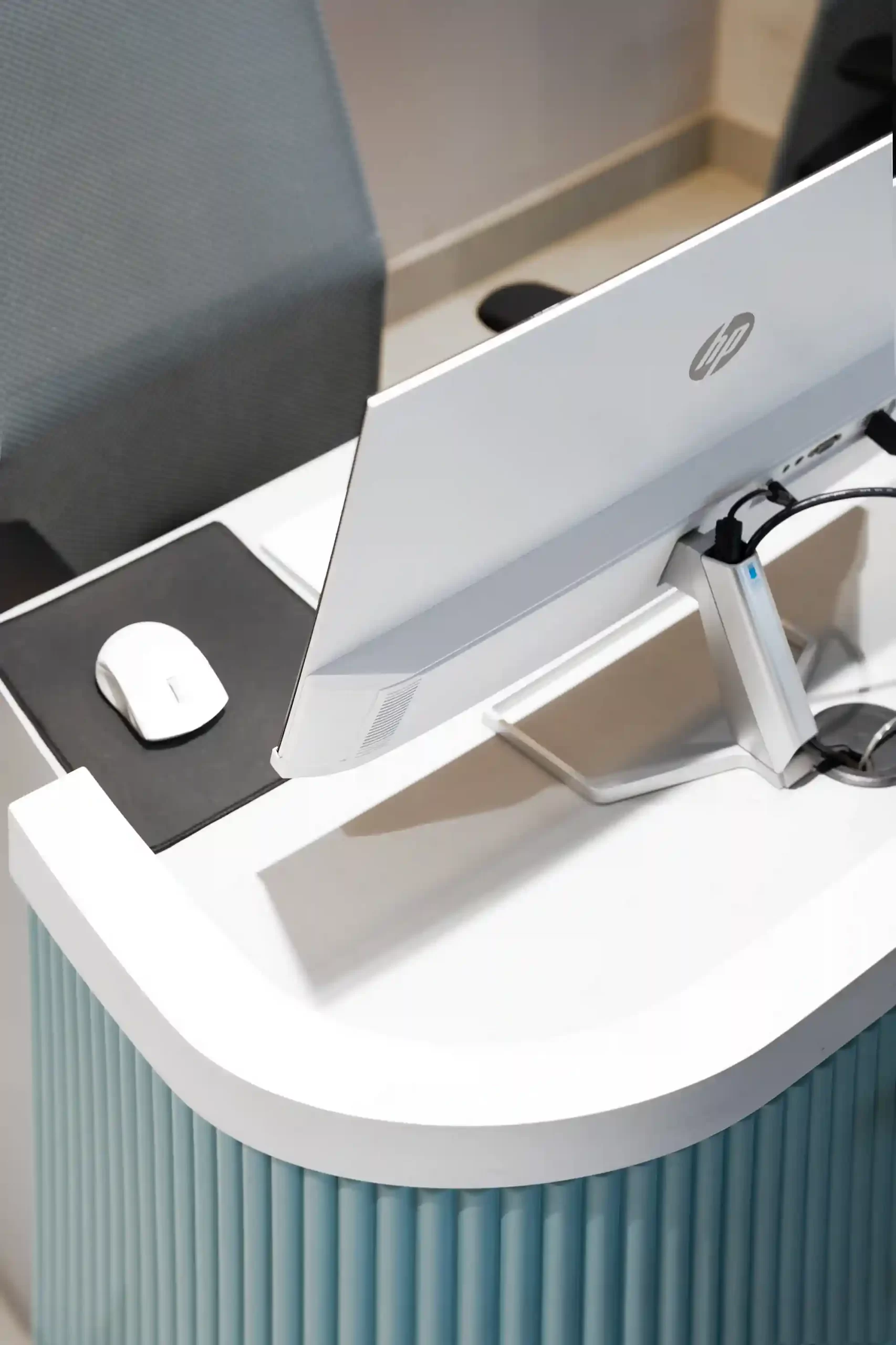 fly-nature-holidays-reception-desk-branding