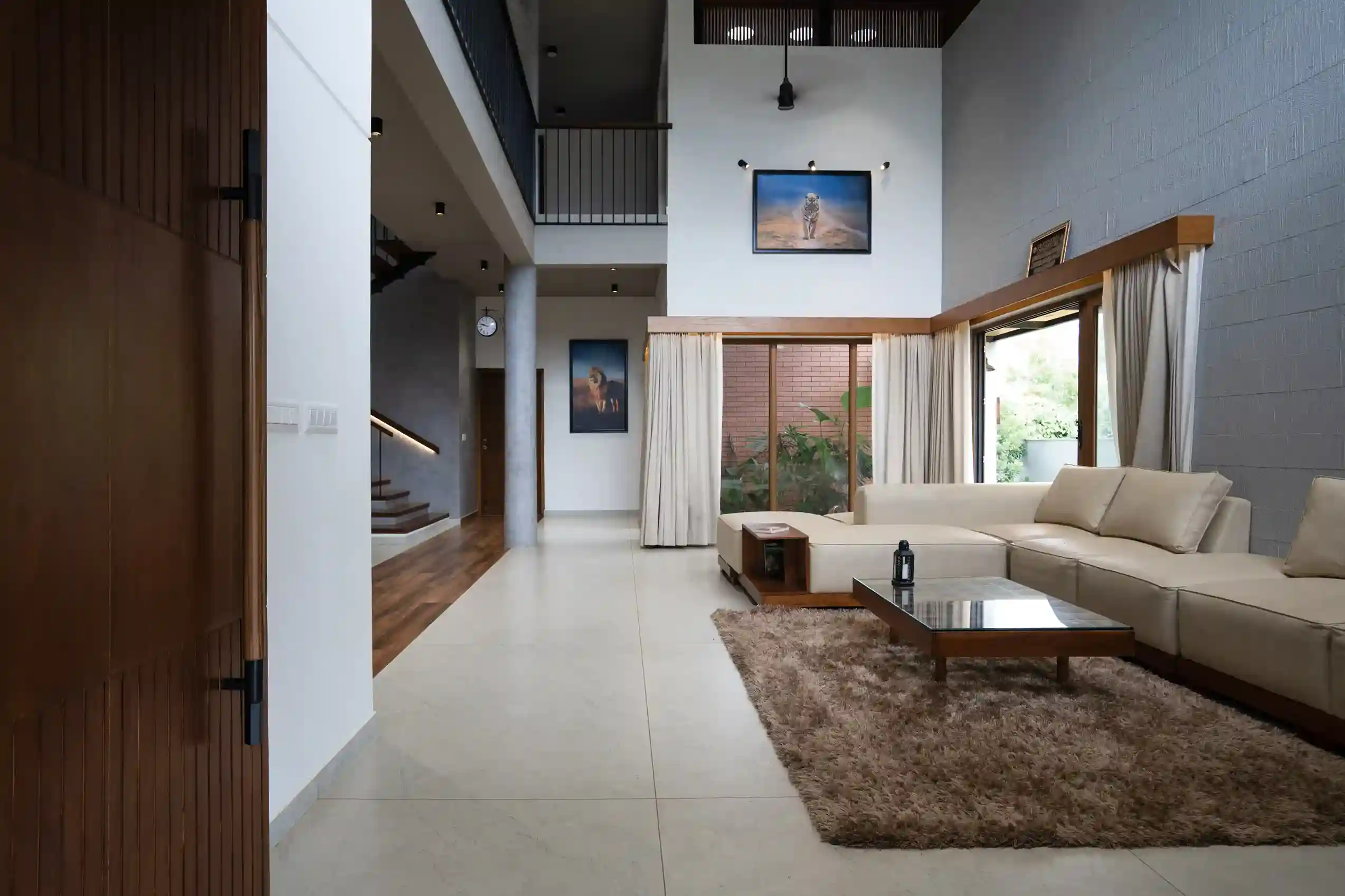 tropical-modern-house-design-double-height-living