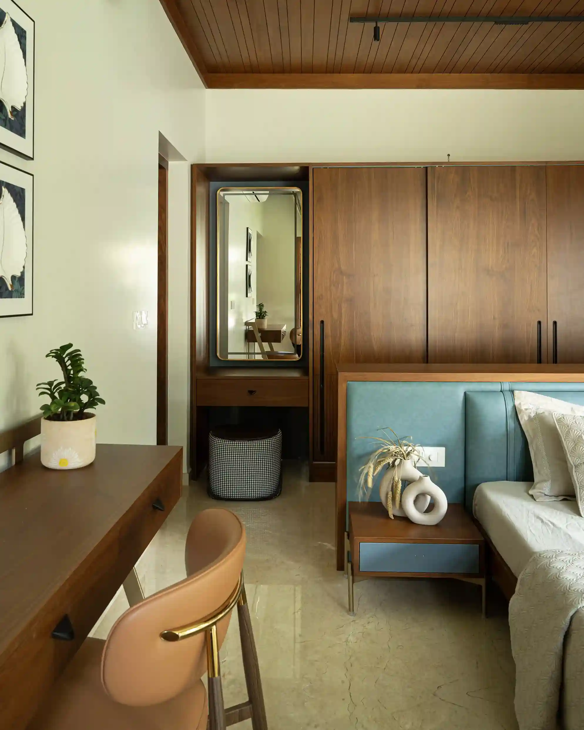 integrated-bedroom-study-nook-timber-design.